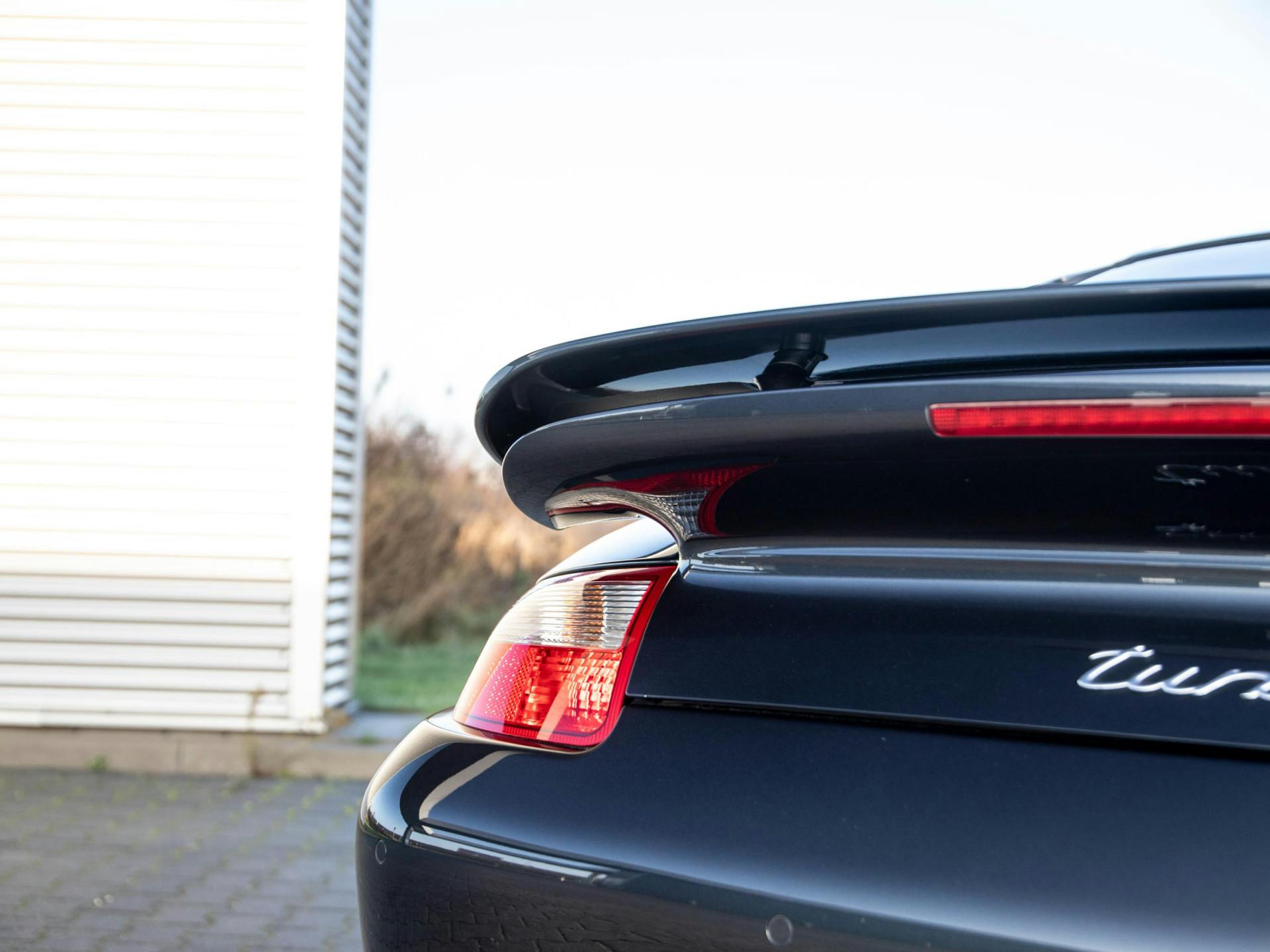 Porsche 911 3.6 Turbo
